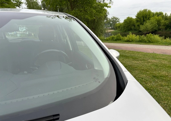 Ford Grand C-MAX cena 41999 przebieg: 118000, rok produkcji 2017 z Łomża małe 781